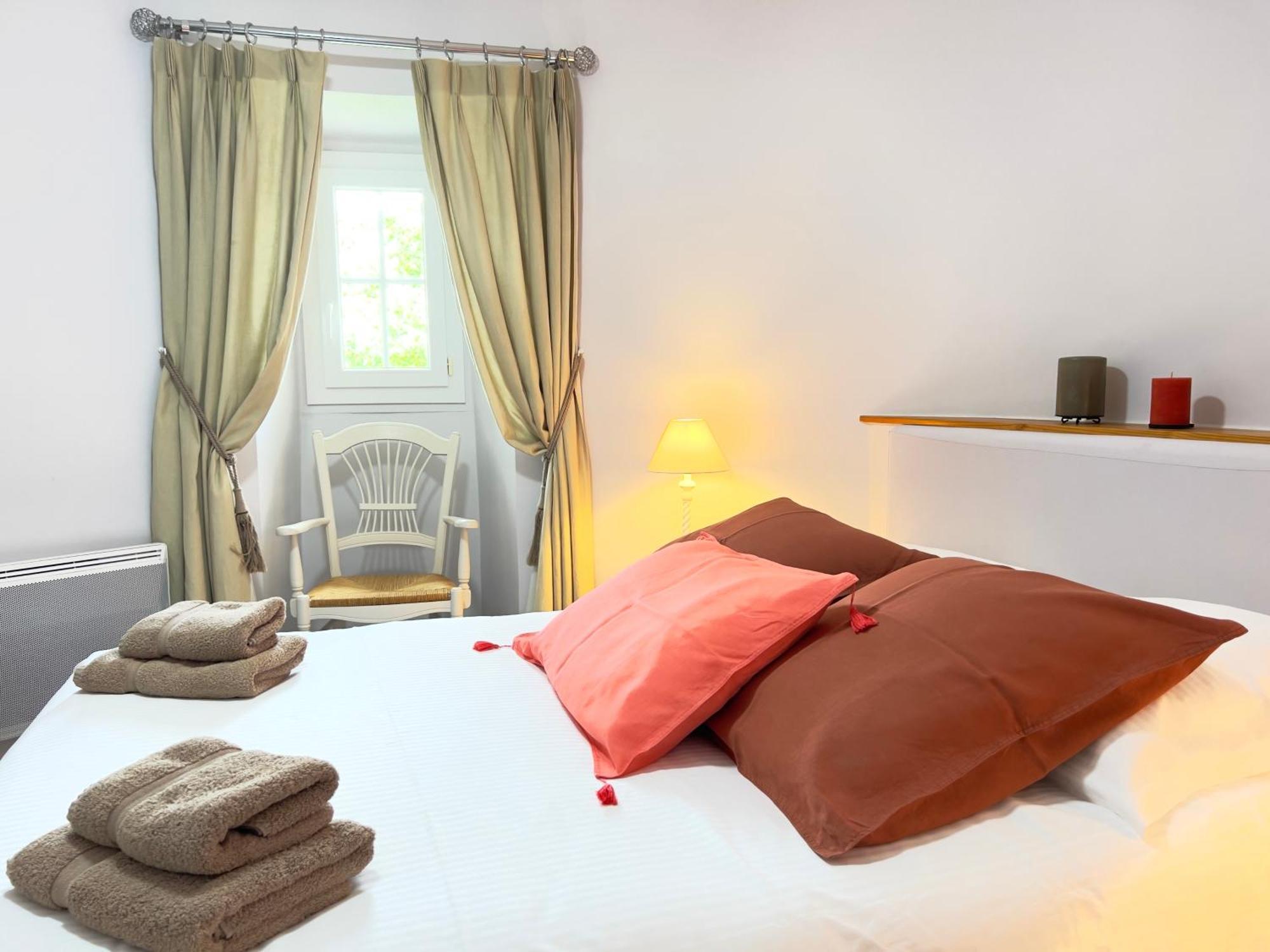 Gites Chateau De La Selve Grospierres Luaran gambar